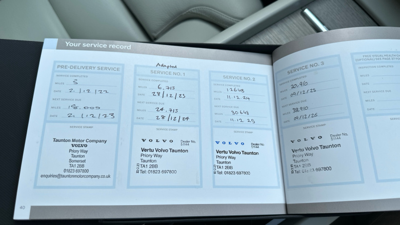 Volvo XC60 2.0 B5P Plus Dark 5dr AWD Geartronic Petrol Estate